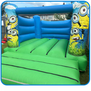 H Top Minions Bouncy Castle